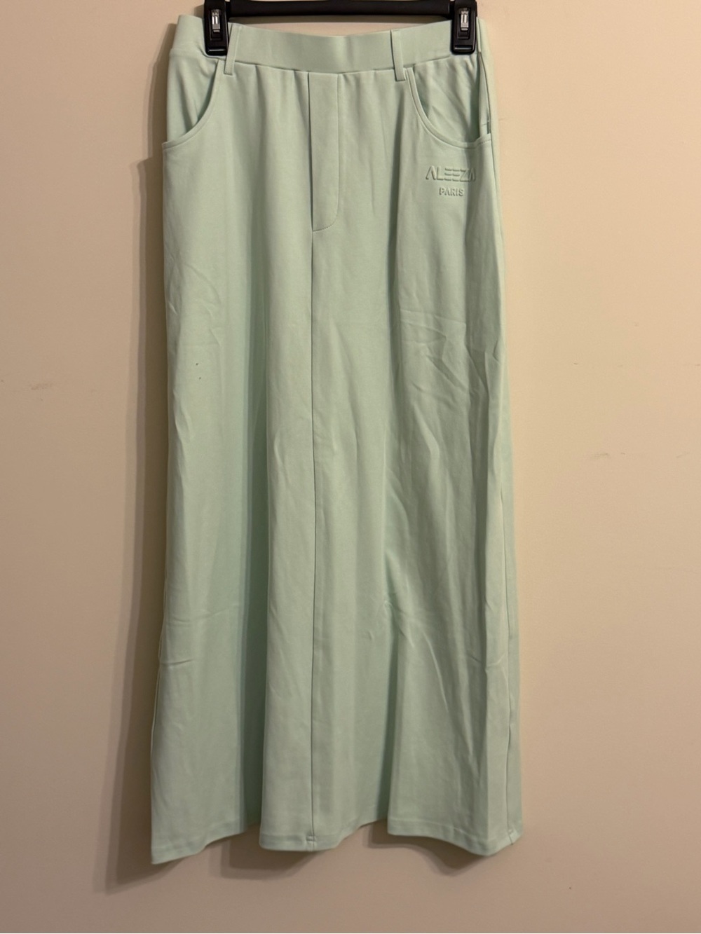 Aleeza Paris Elara Tiffany Maxi Skirt & Sweatshirt Set NWOT - Picture 4 of 9